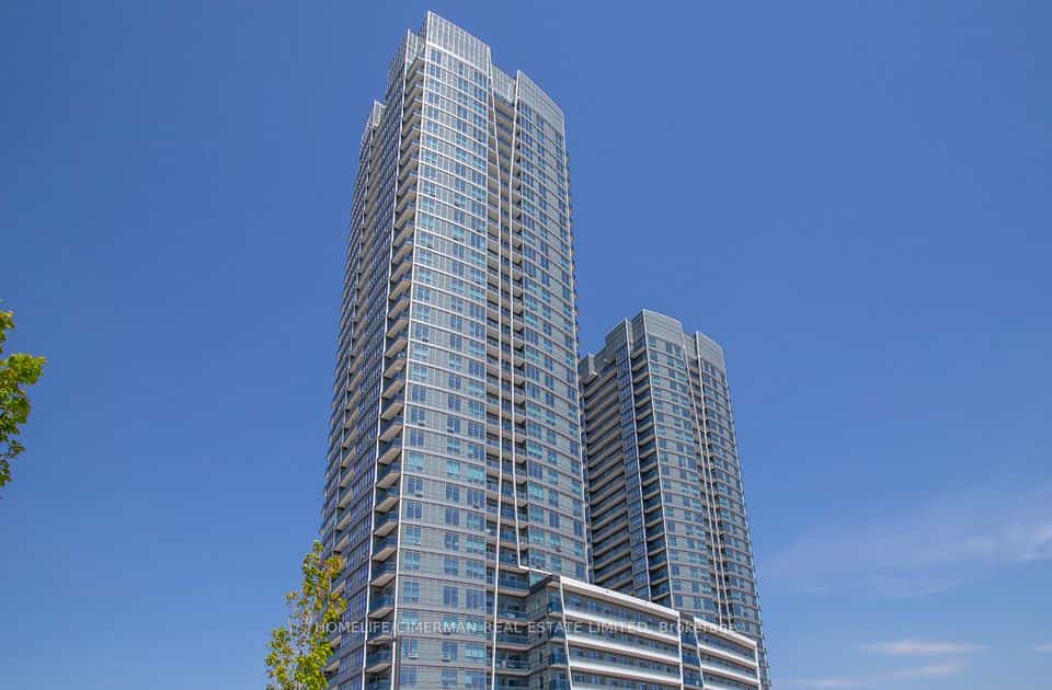 30 Upper Mall Way, Vaughan, ON L4J 0L7