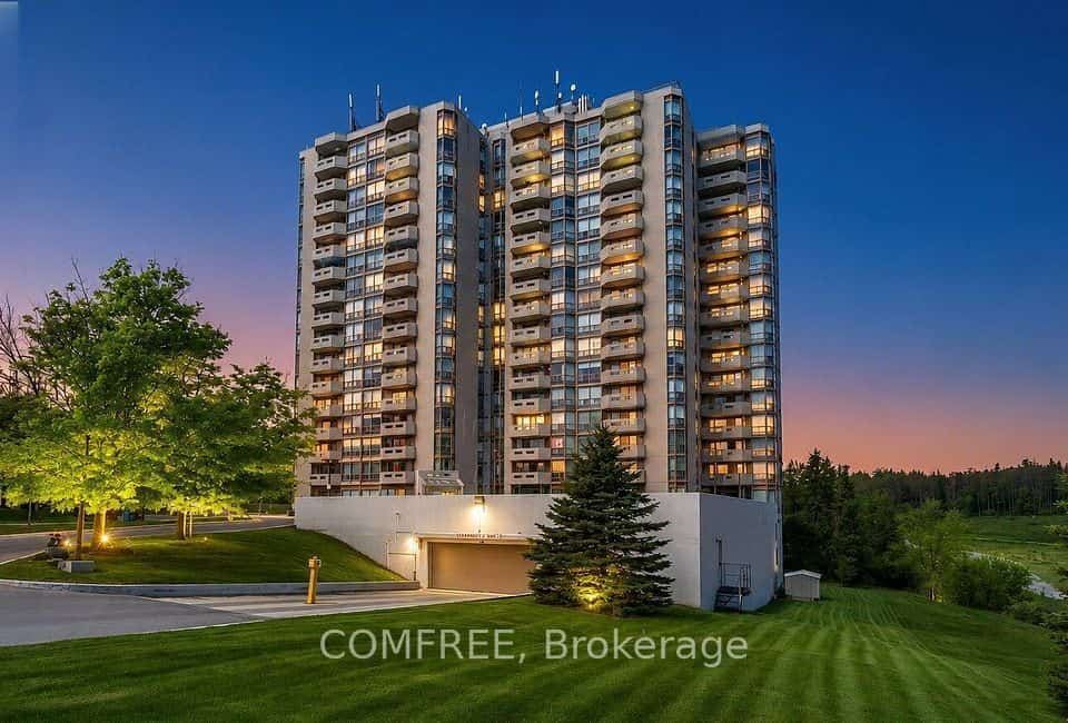 20 McFarlane Drive #1102, Halton Hills, ON L7G 5J8