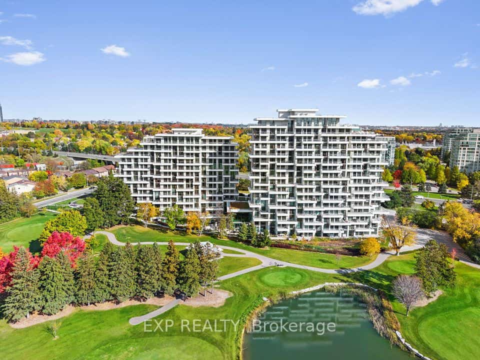 399 Royal Orchard Boulevard #116, Markham, ON L3T 0H3