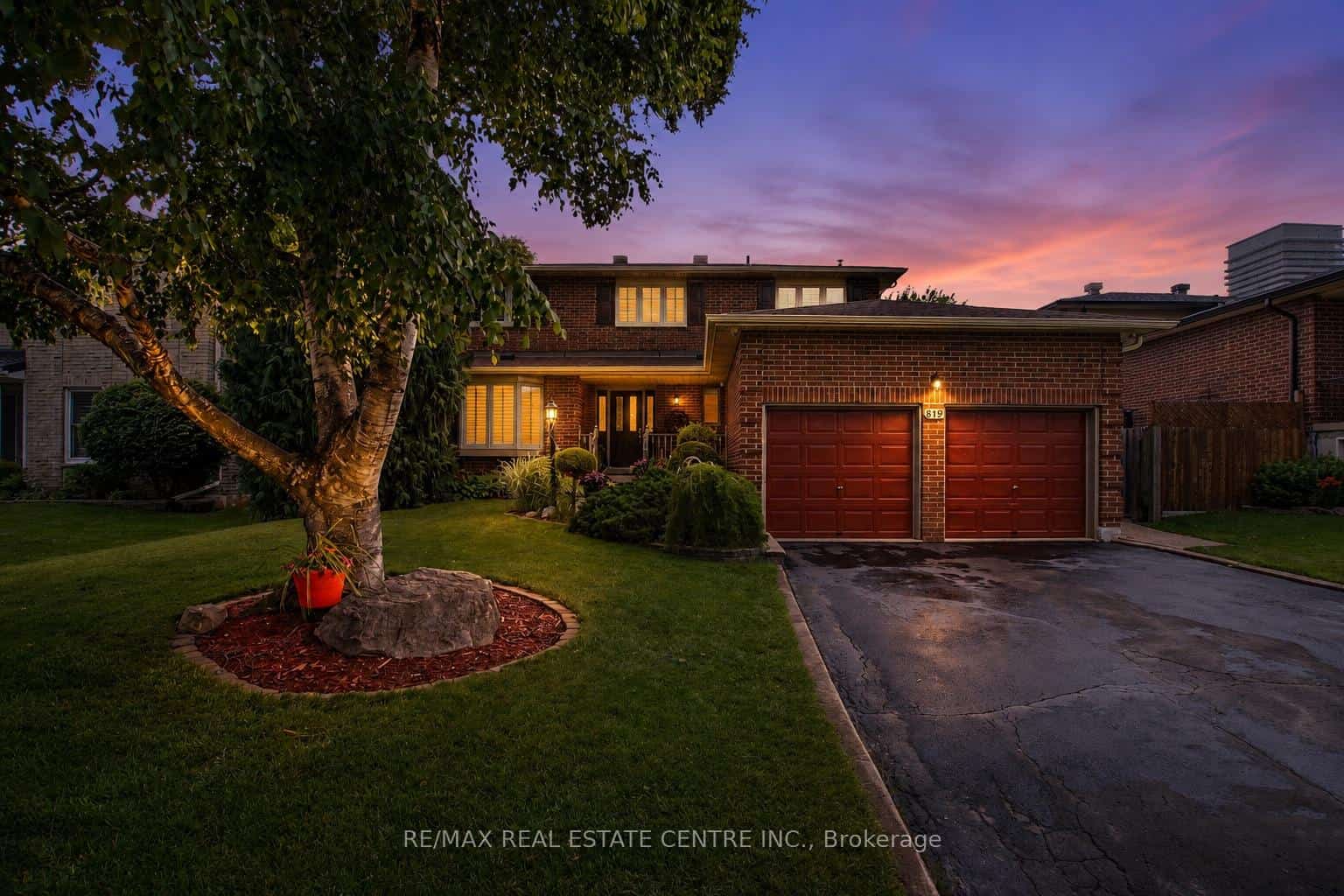 819 Childs Drive, Milton, ON L9T 4H9