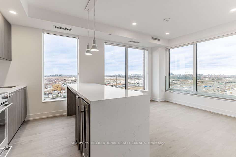 29 York Garden Way #1809, Toronto, ON M6A 2V1