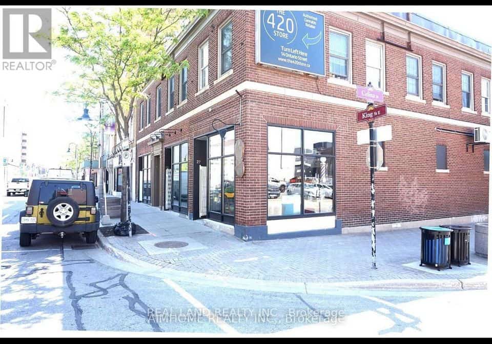 31 King Street E #3, Oshawa, ON L1H 1B2