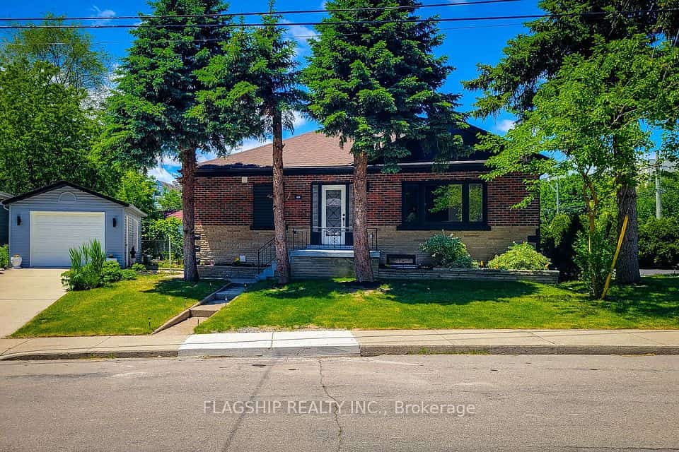 292 Glenholme Avenue, Hamilton, ON L8K 3M3
