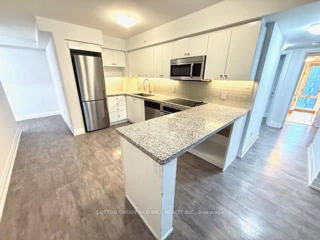 565 Wilson Avenue W, Toronto