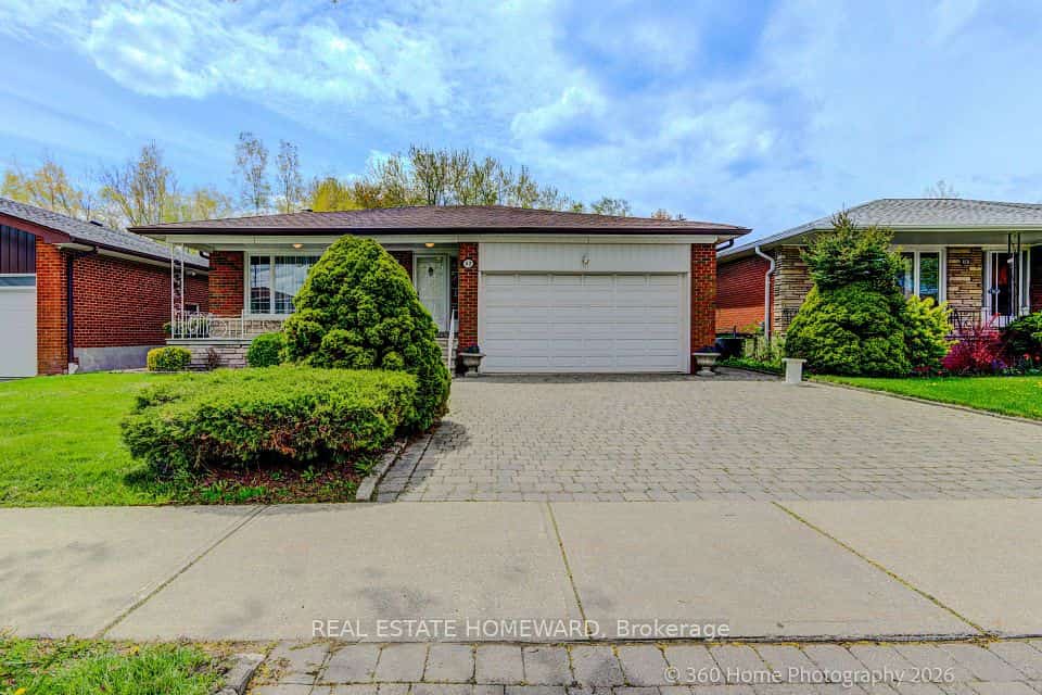 42 Annabelle Drive, Toronto, ON M9V 3B6