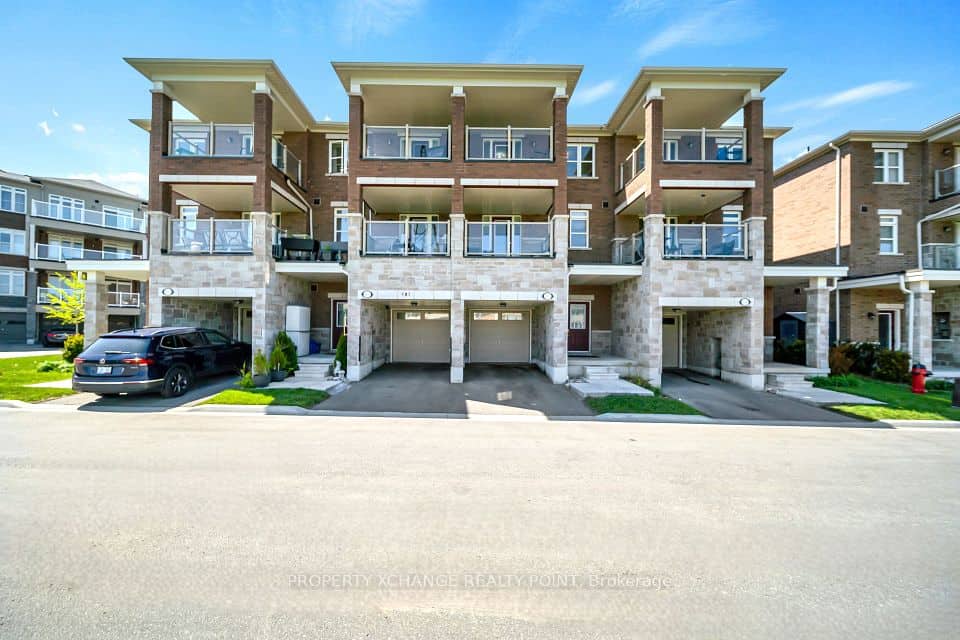 2540 William Jackson Drive, Pickering