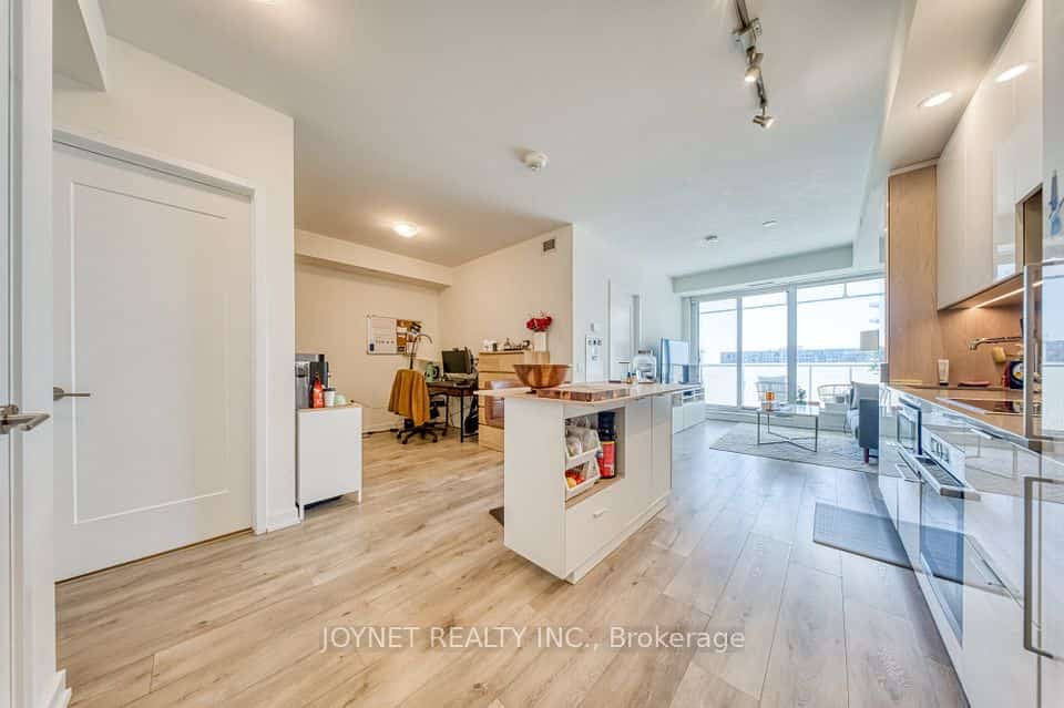 28 Freeland Street #1201, Toronto, ON M5E 0E3