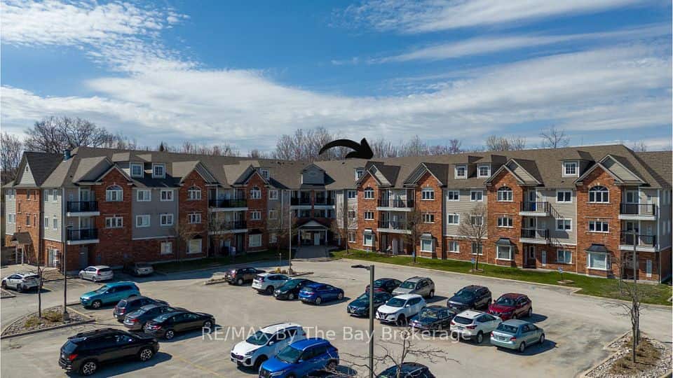 16 Westbury Road, Wasaga Beach, Wasaga Beach