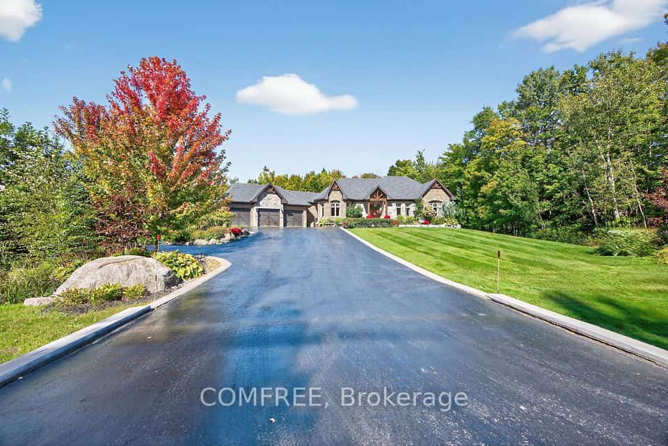 1707 Wilkinson Street, Innisfil, ON L9S 5A8