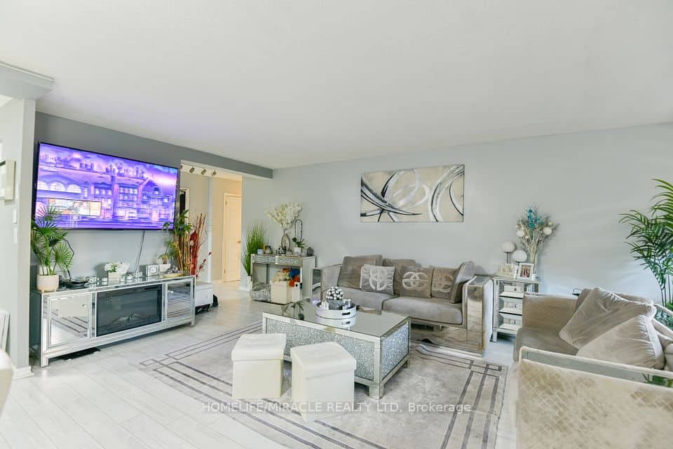 714 The West Mall Road, Toronto