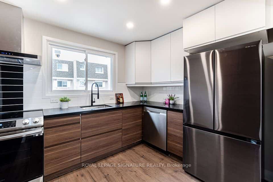 830 Westlock Road #38A, Mississauga, ON L5C 1K6