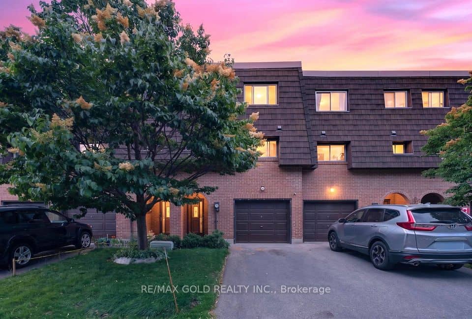68 Darras Court, Brampton