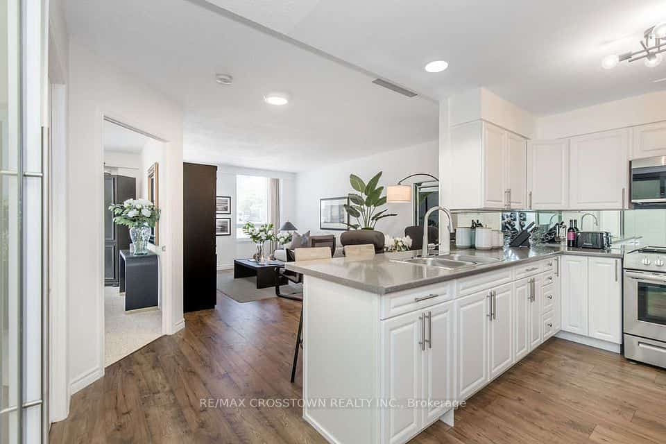 74 Ross Street #44, Barrie, ON L4N 1G3