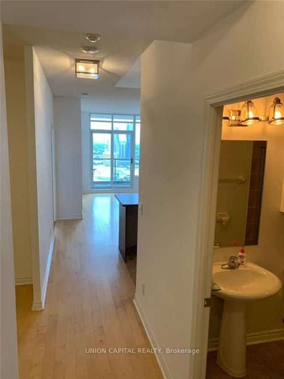 388 Prince Of Wales Drive #3009, Mississauga, ON L5B 0A1