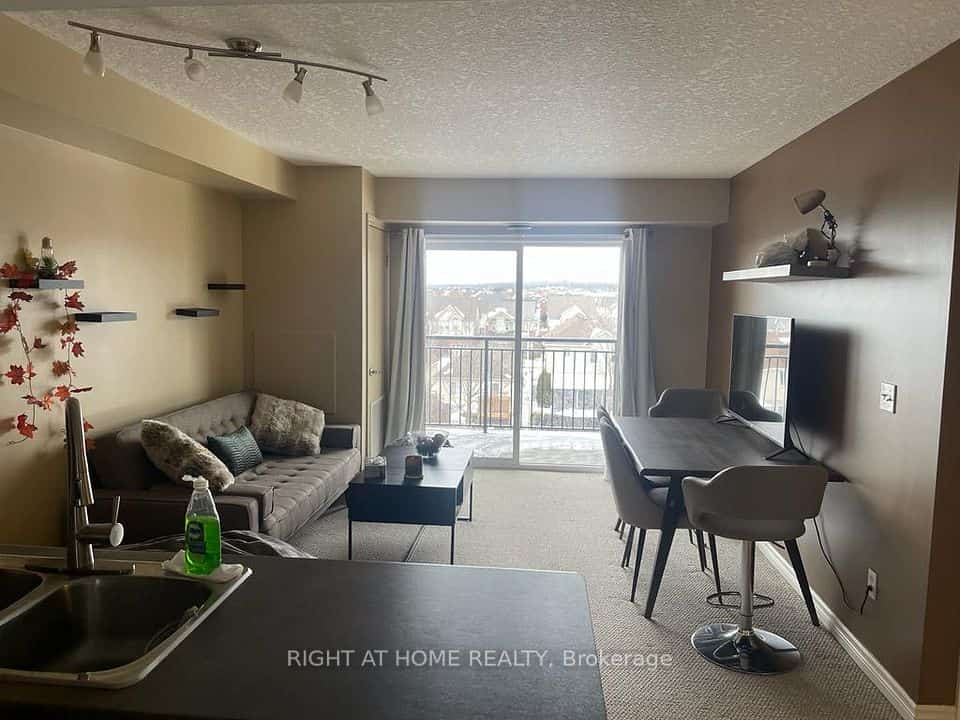 41 Goodwin Drive #404, Guelph, ON N1L 0E7