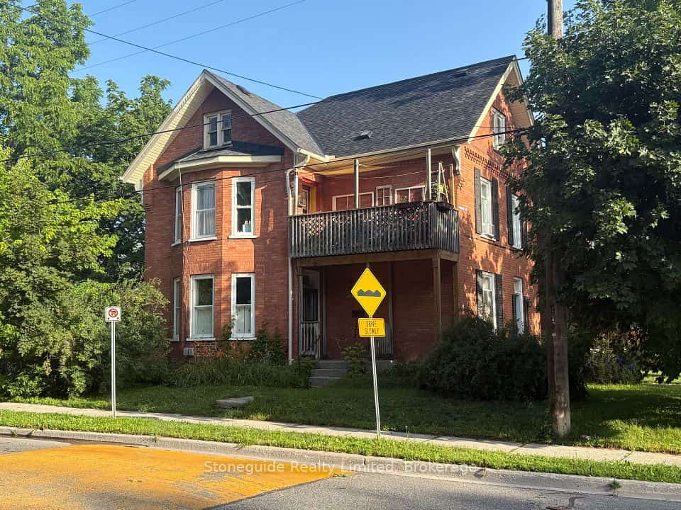 295 Margaret Avenue, Peterborough, ON K9J 5H1