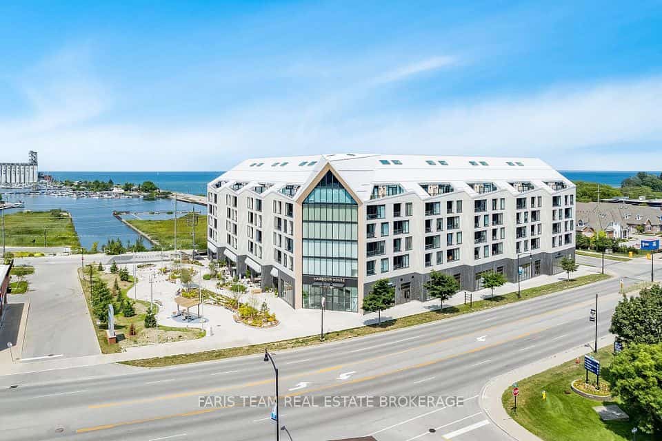 31 Huron Street #611, Collingwood, ON L9Y 0E8