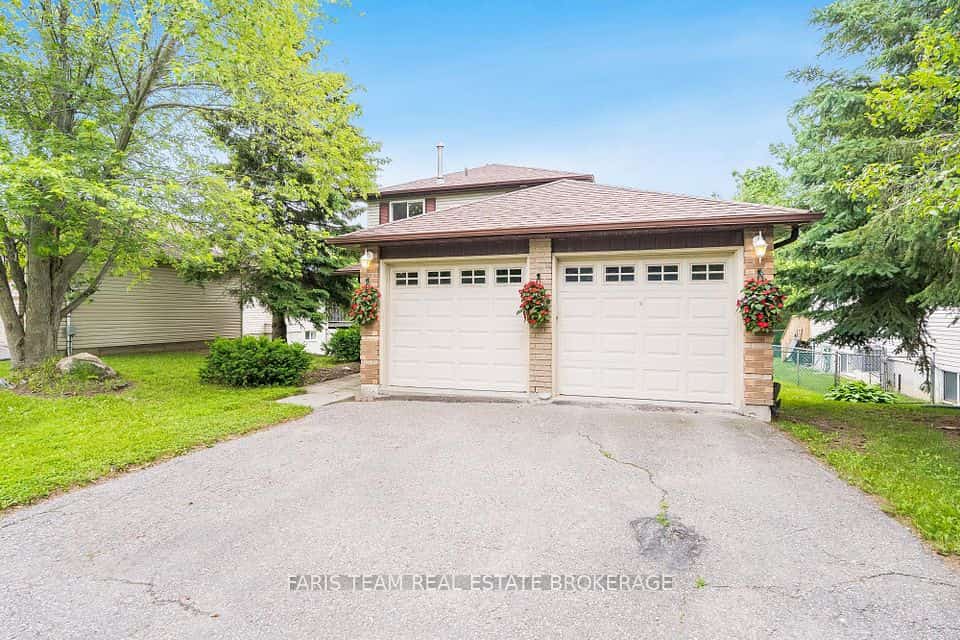 361 Galloway Boulevard, Midland, ON L4R 5B2