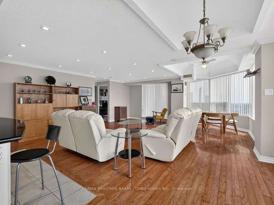 700 Constellation Drive, Mississauga