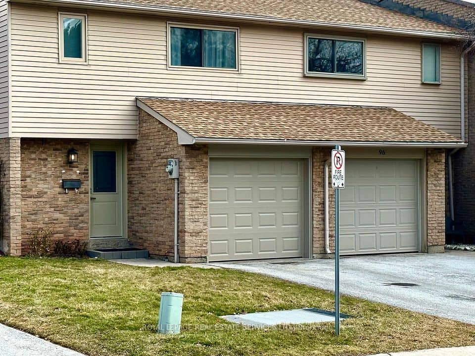 1542 Lancaster Drive, Oakville