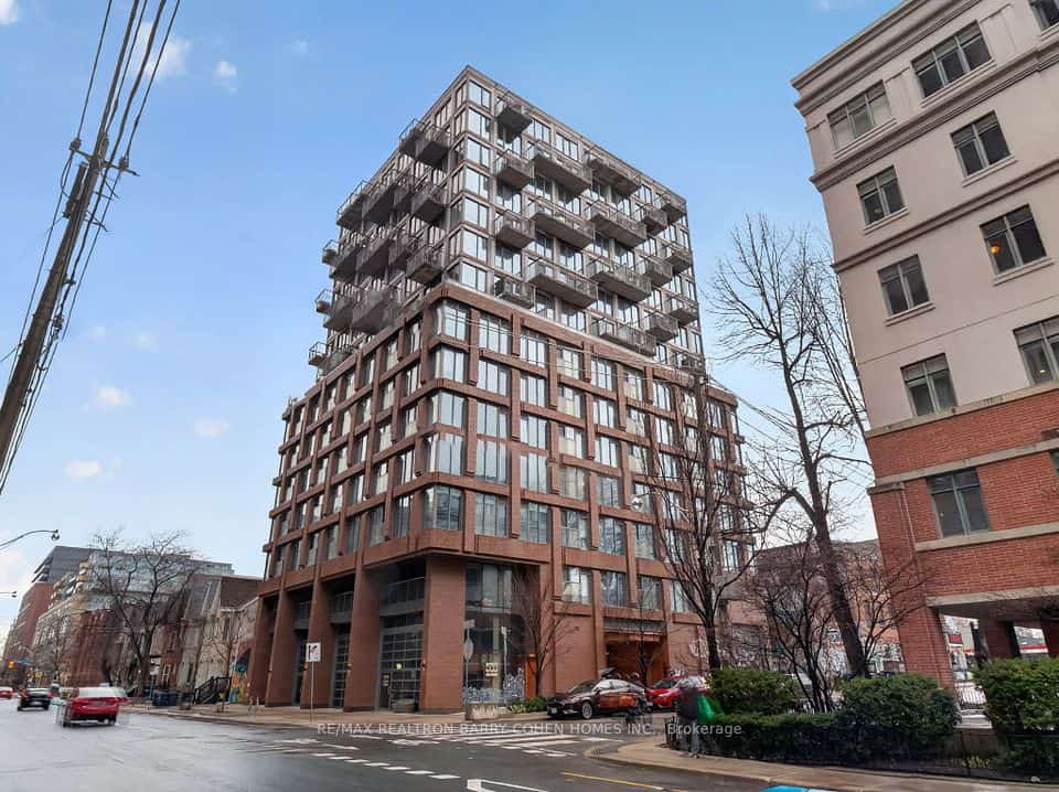 2 Augusta Avenue #PH3, Toronto, ON M5V 0T3