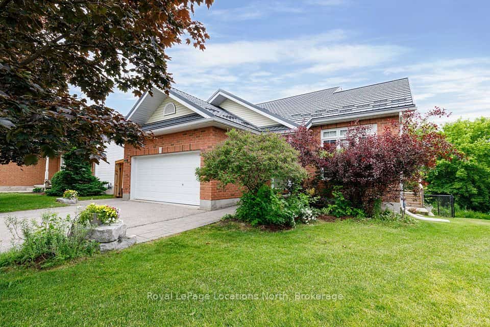 18 River Run, Collingwood, ON L9Y 5J7