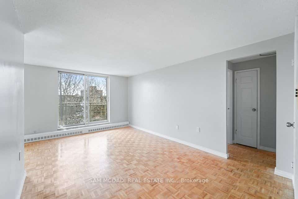 62 Spencer Street #302, Cobourg, ON K9A 1C2
