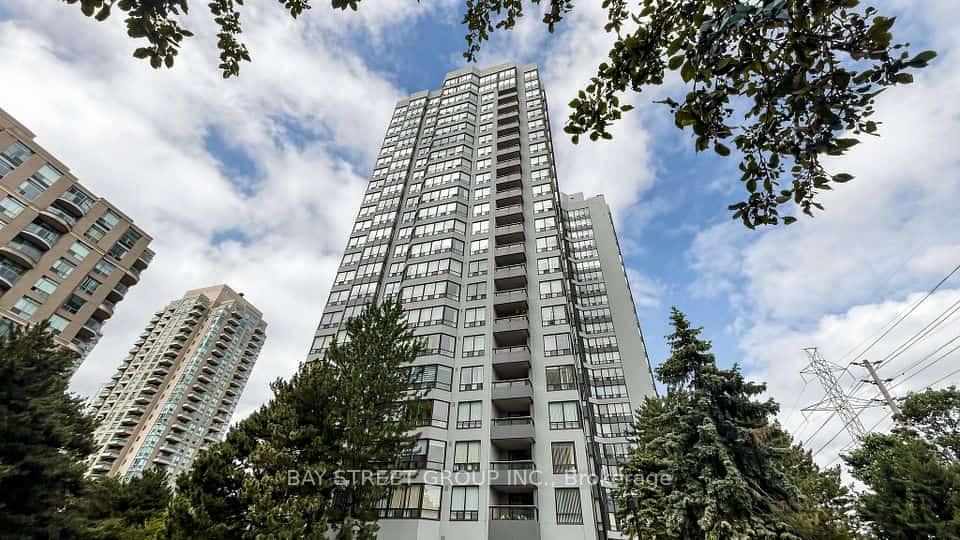 Vogue Condominiums, Toronto