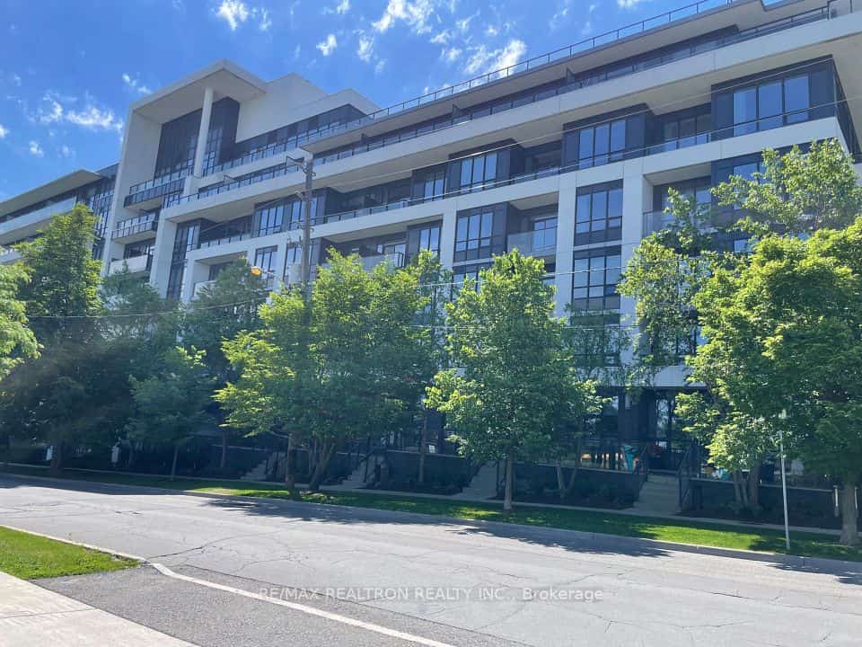399 Spring Garden Avenue #301, Toronto, ON M2N 3H6