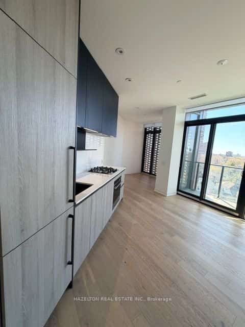 2625 Dundas Street W #809, Toronto, ON M6P 0C5