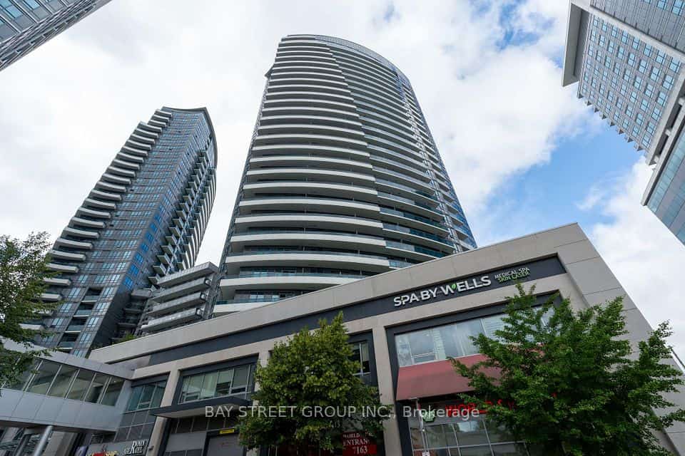 7171 Yonge Street #1905, Markham, ON L3T 0C5