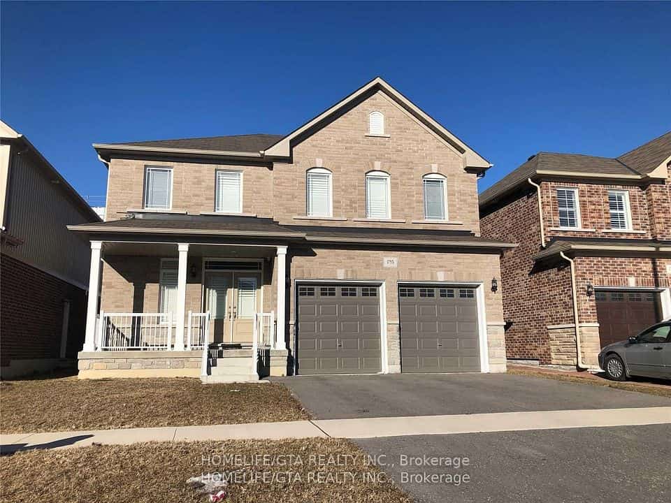 1785 Western Crescent, Oshawa, ON L1G 0B4