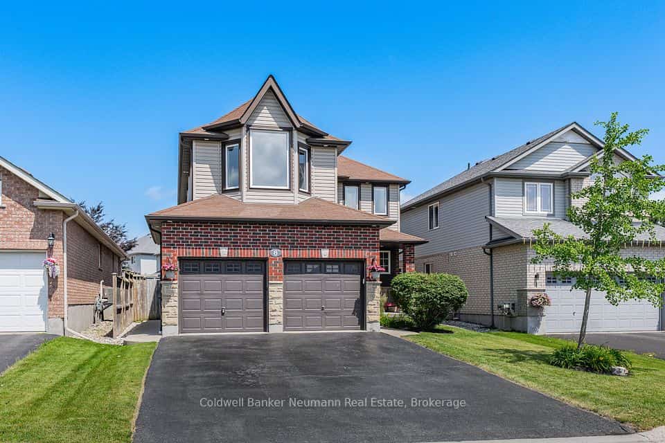8 Creighton Avenue, Guelph, ON N1E 0G8