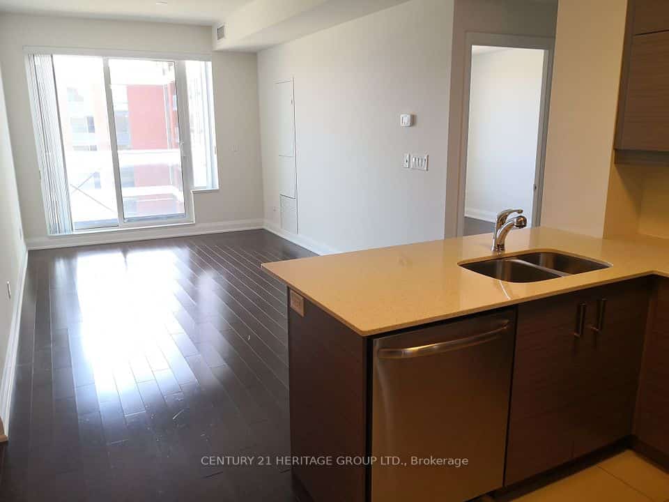 1 Uptown Drive #605, Markham, ON L3R 5C1