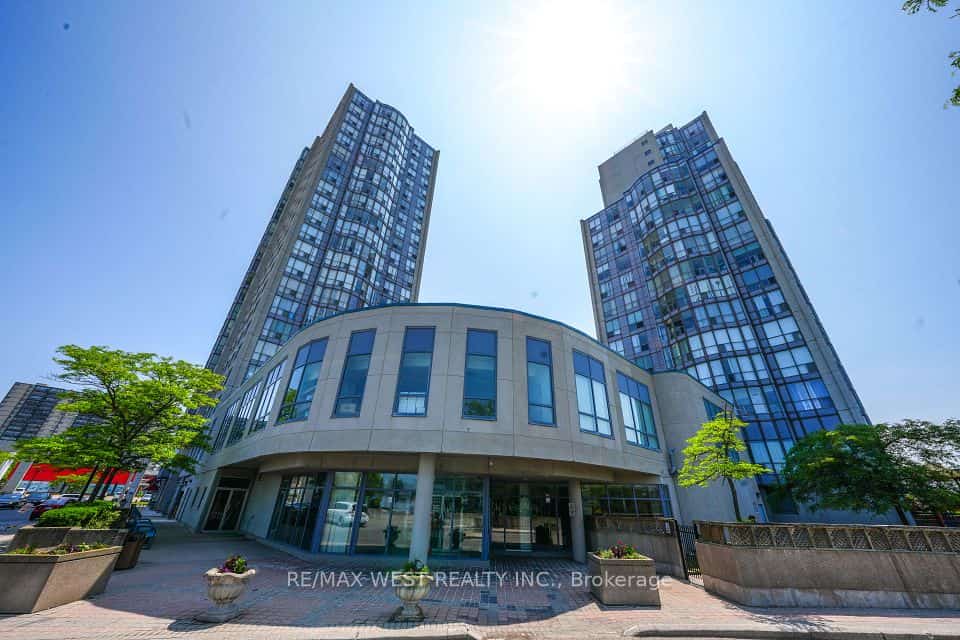1470 Midland Avenue #608, Toronto, ON M1P 3B9