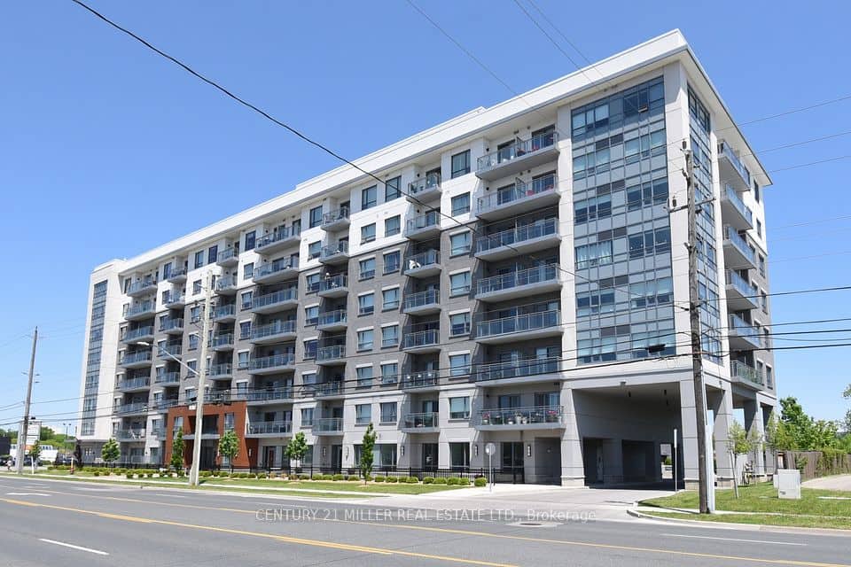 121 Highway 8, Hamilton