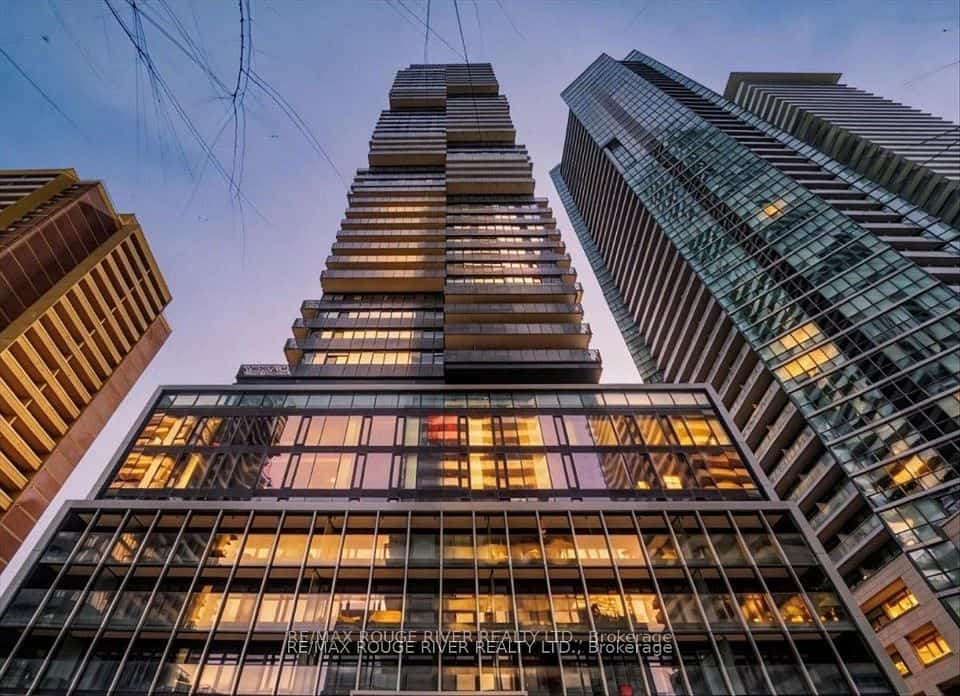 55C Condos, Toronto