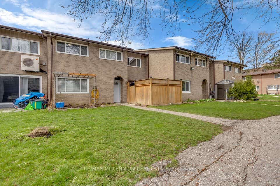 79 Driftwood Avenue #62, Toronto, ON M3N 2M7
