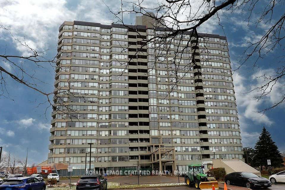 700 Constellation Drive #1409, Mississauga, ON L5R 3G8