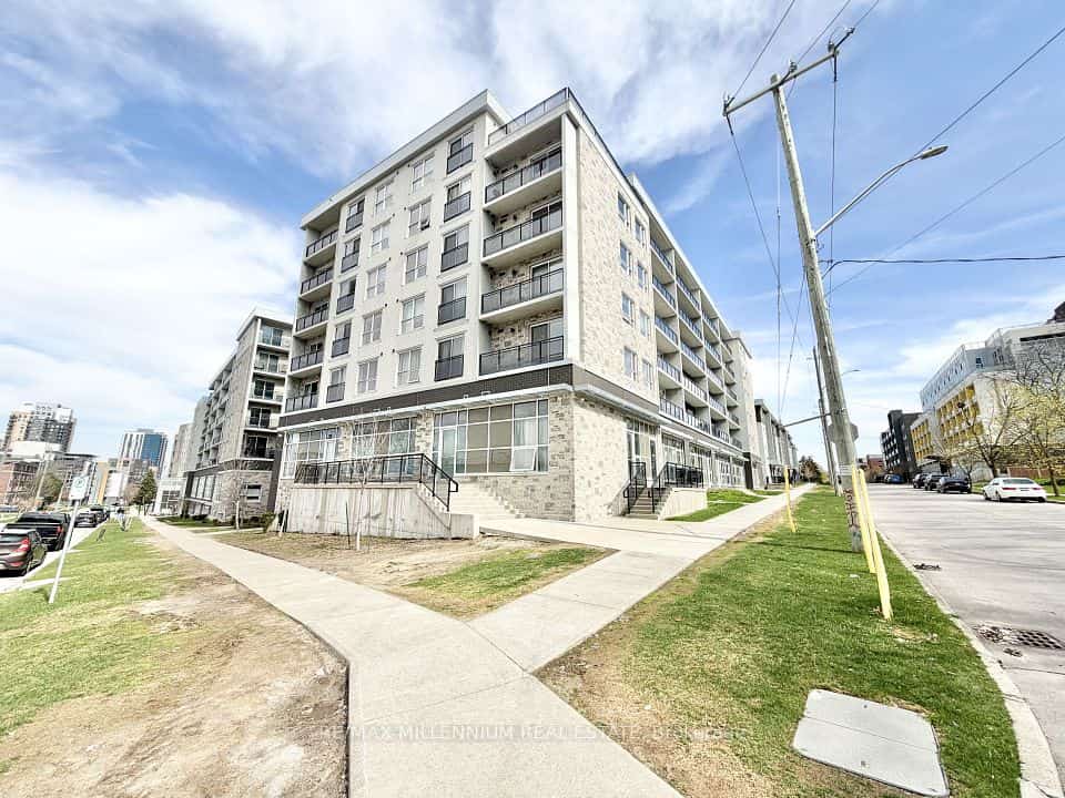 275 LARCH Street #F210, Waterloo, ON N2L 3R2