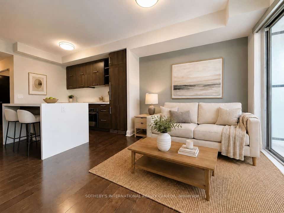 1080 Bay Street, Toronto