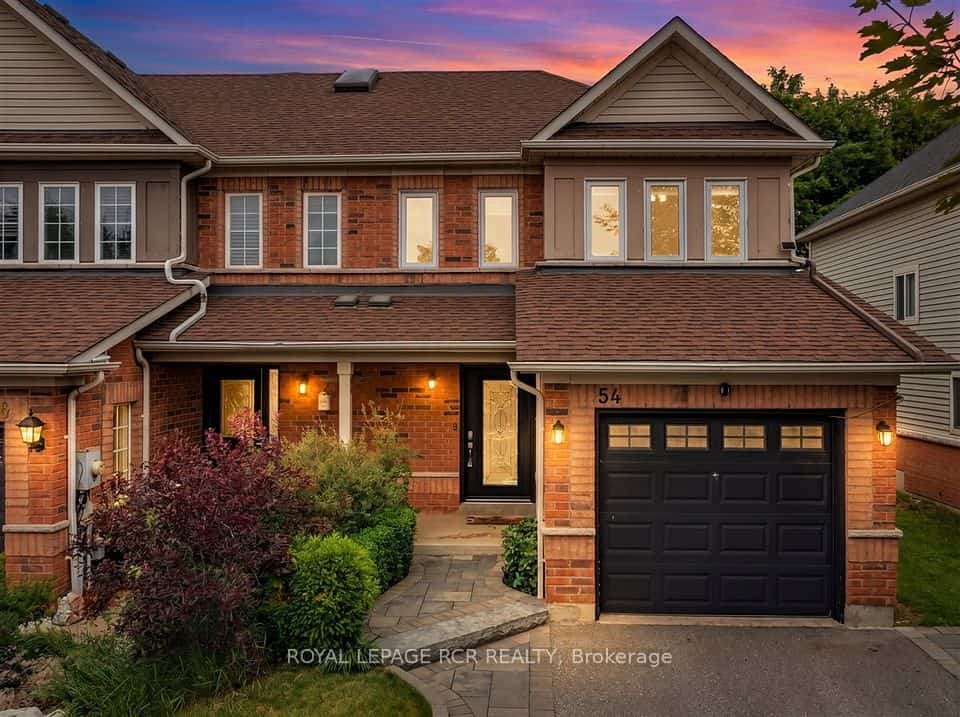 54 Breakwater Drive, Whitby, ON L1N 9N7