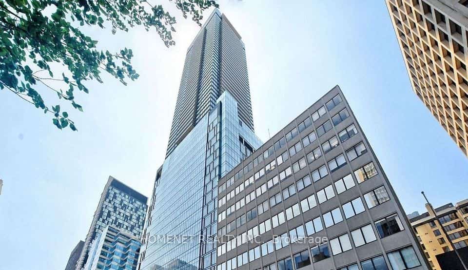 488 University Avenue #5101, Toronto, ON M5G 0C1