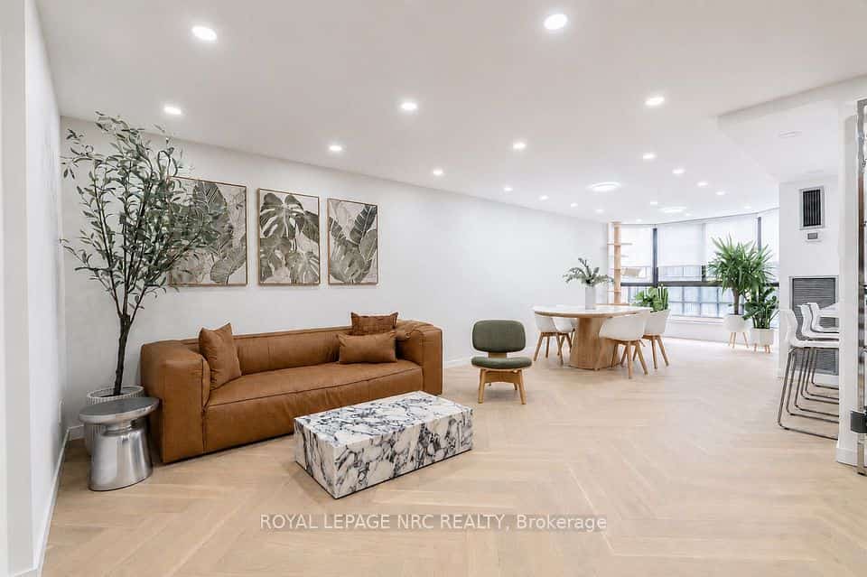 30 Church Street #506, Toronto, ON M5E 1S7