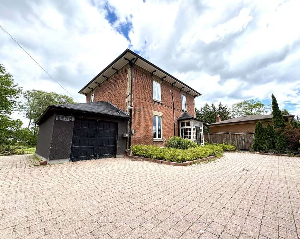 1458 Military Trail, Toronto, ON M1C 1A9