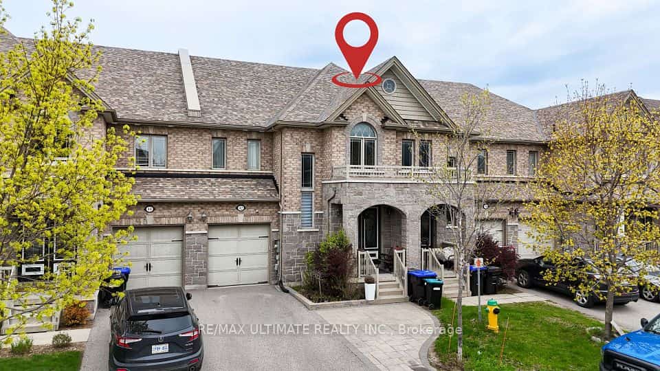 42 Walker Boulevard, New Tecumseth, ON L9R 0N2