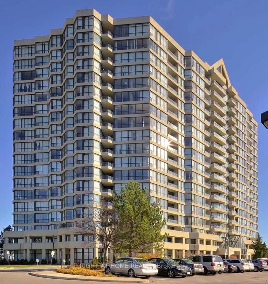 5 rowntree Road #409, Toronto, ON M9V 5G9