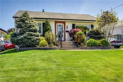 37 Adanac Drive, Toronto, ON M1M 2E5