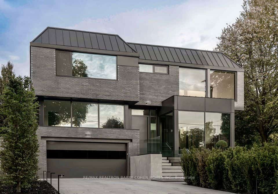 90 Esgore Drive, Toronto, ON M5M 3R8