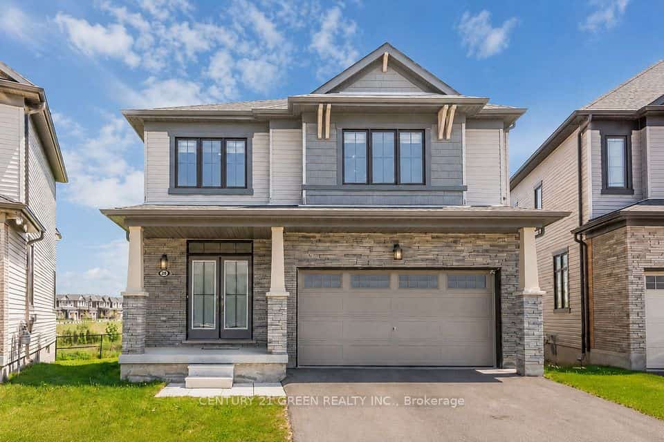 28 Magdalena Street, Hamilton, ON L8J 0M3